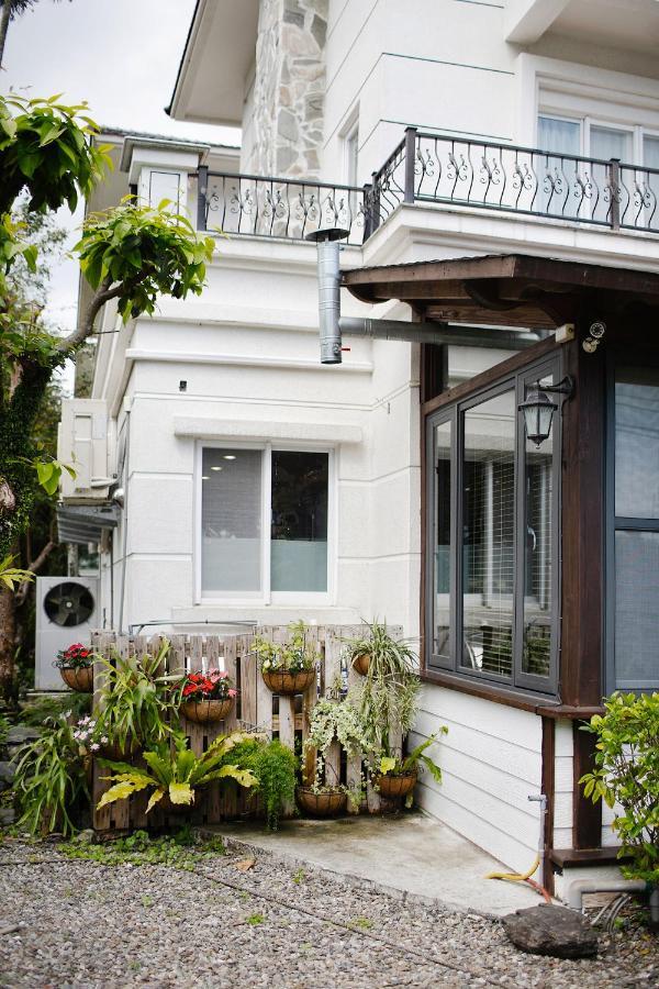 R&J Guesthouse Yuanshan Buitenkant foto